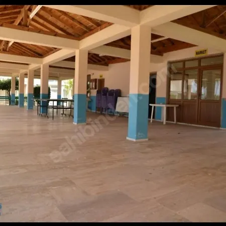 Villa Denize Yakin
